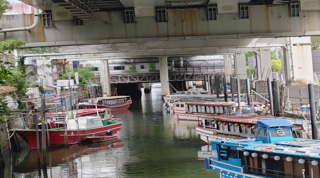浜松町駅~田町駅間 金杉橋から見る船溜まりのイメージ
