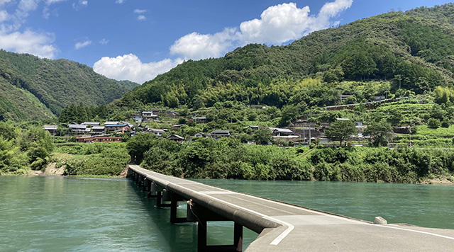 岩間沈下橋のイメージ