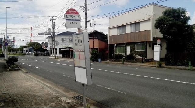 三川町一丁目バス停のイメージ