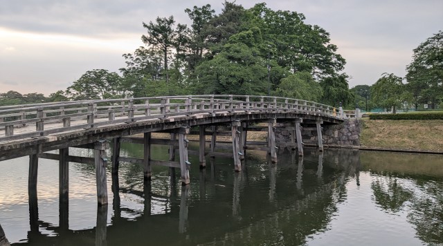 高田城址公園極楽橋のイメージ
