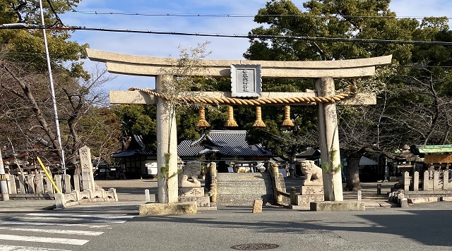 泉穴師神社のイメージ