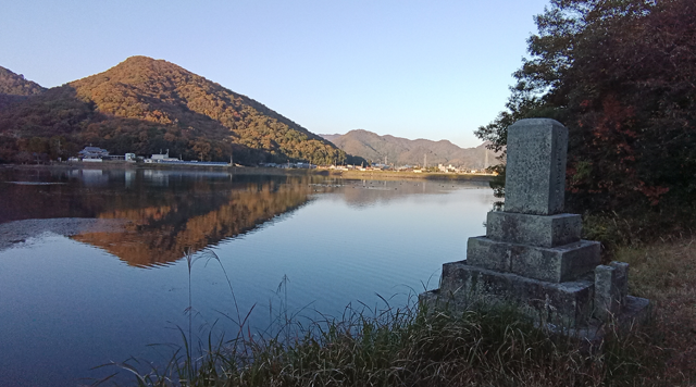 藤井市右衛門の碑のイメージ