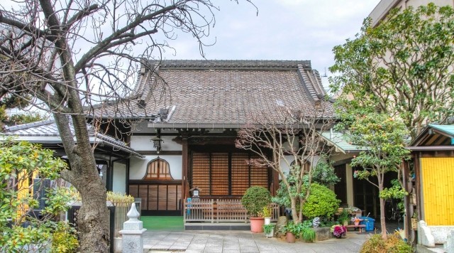 金蔵寺・遊女供養塔のイメージ