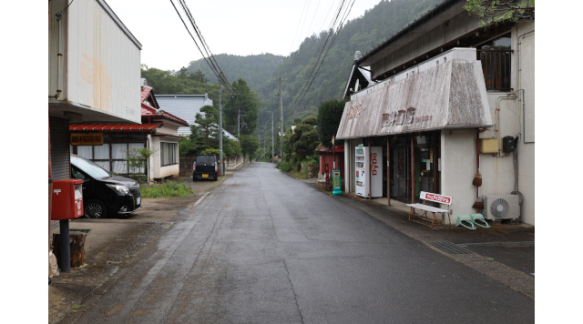 矢祭山駅への町道のイメージ