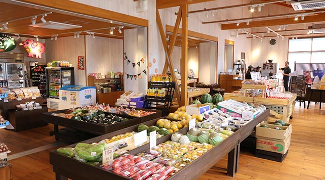 道の駅「小松オアシス」おあしす市場(ショップ・飲食)のイメージ