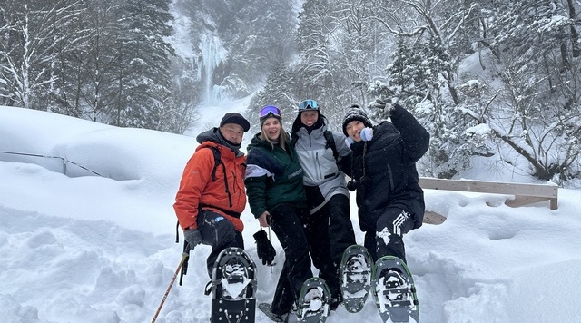 冬のスノーシューで行く平湯大滝・雪上ハイキングツアーのイメージ