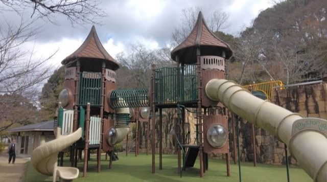 【奥河内さくら公園】（遊具）のイメージ